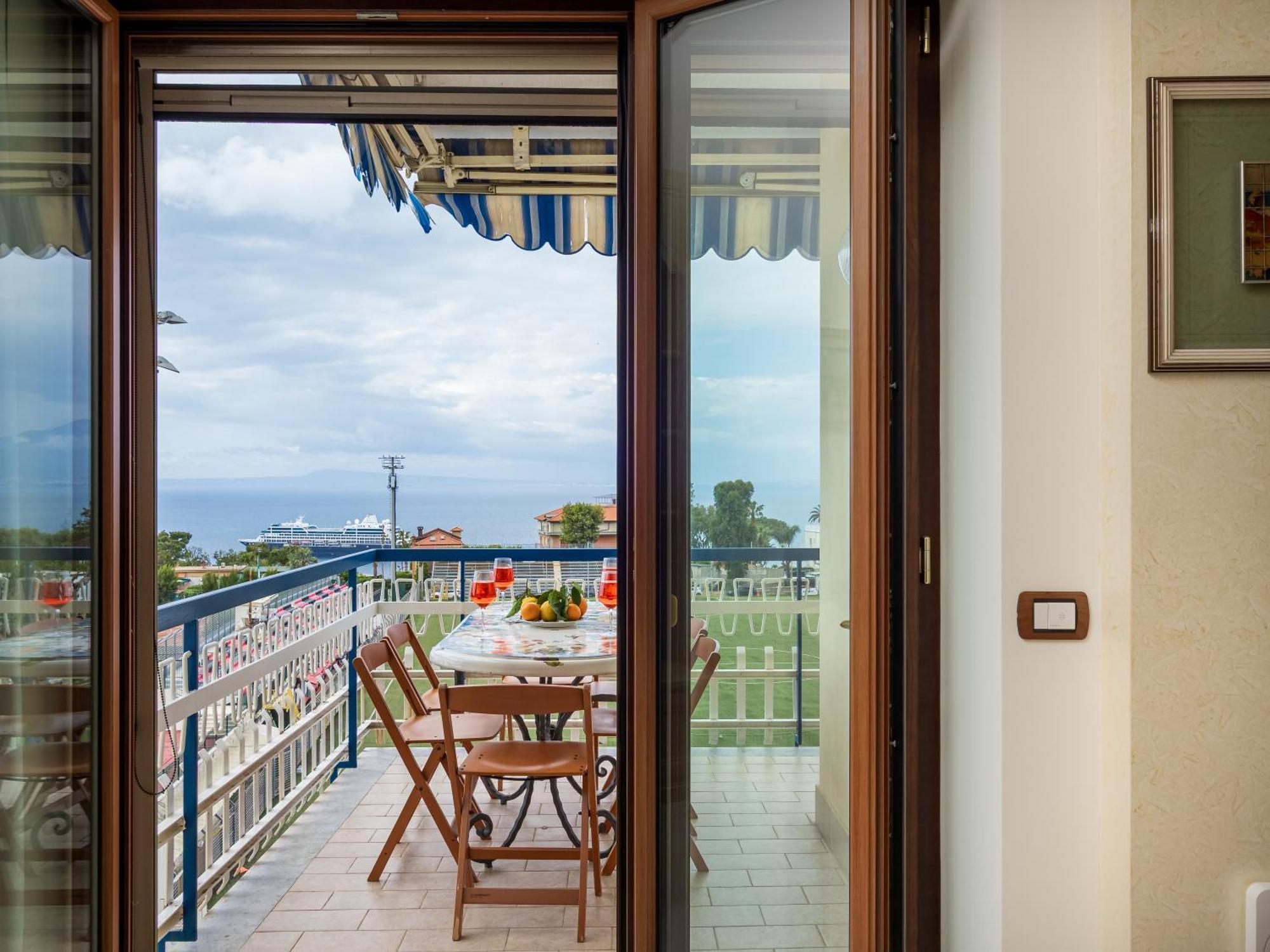 Residenza Le Sirene City Center Sorrento Dış mekan fotoğraf
